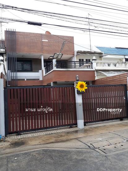 ให้เช่า ทาวน์เฮ้าส์2ชั้น (เฟอร์นิเจอร์ครบ) 33ตรว. ถ.ลาดพร้าว ตรงข้ามสน.โชคชัย4 ให้เช่า25,000/เดือน